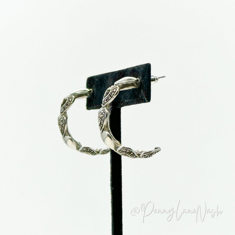 Vintage Silver Plated Multi-Heart C Hoop Earrings - Picture 7 of 8